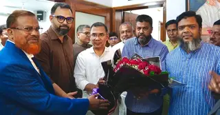 ঢাকা মহানগর বিএনপি ও যুবদলের পক্ষ থেকে তারেক রহমানকে শুভেচ্ছা